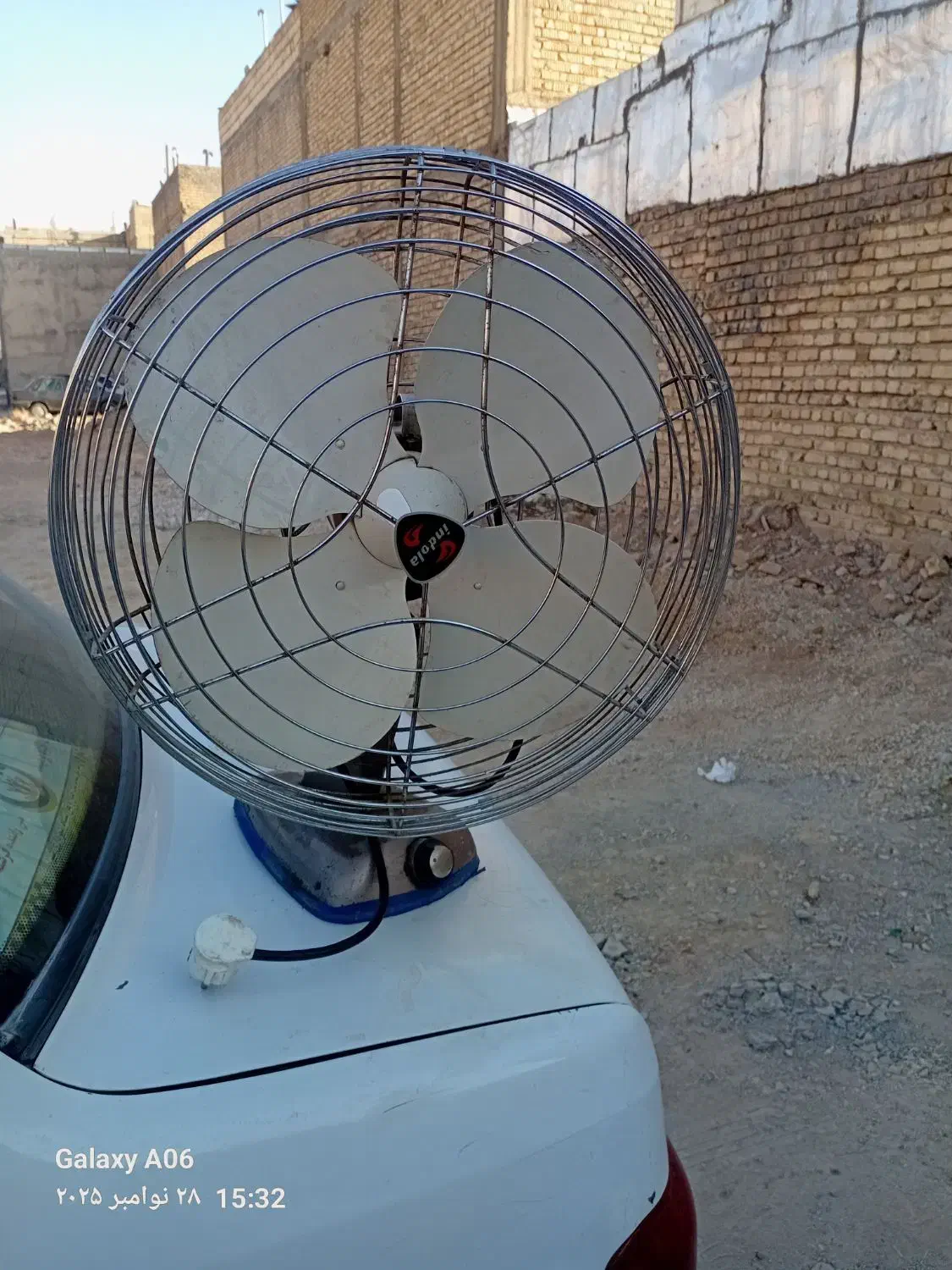 پنکه قدیمی سالم|پنکه و تصفیه‌کنندهٔ هوا|شیراز, دست خضر|دیوار