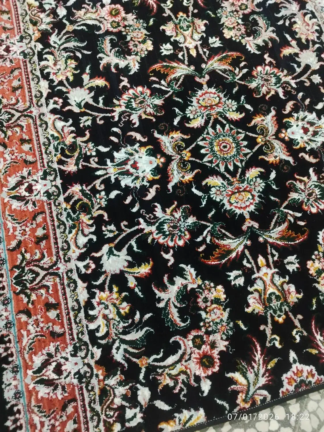 کناره فرش ۷۰۰ شانه|فرش|کاشان, پایانه مسافربری|دیوار