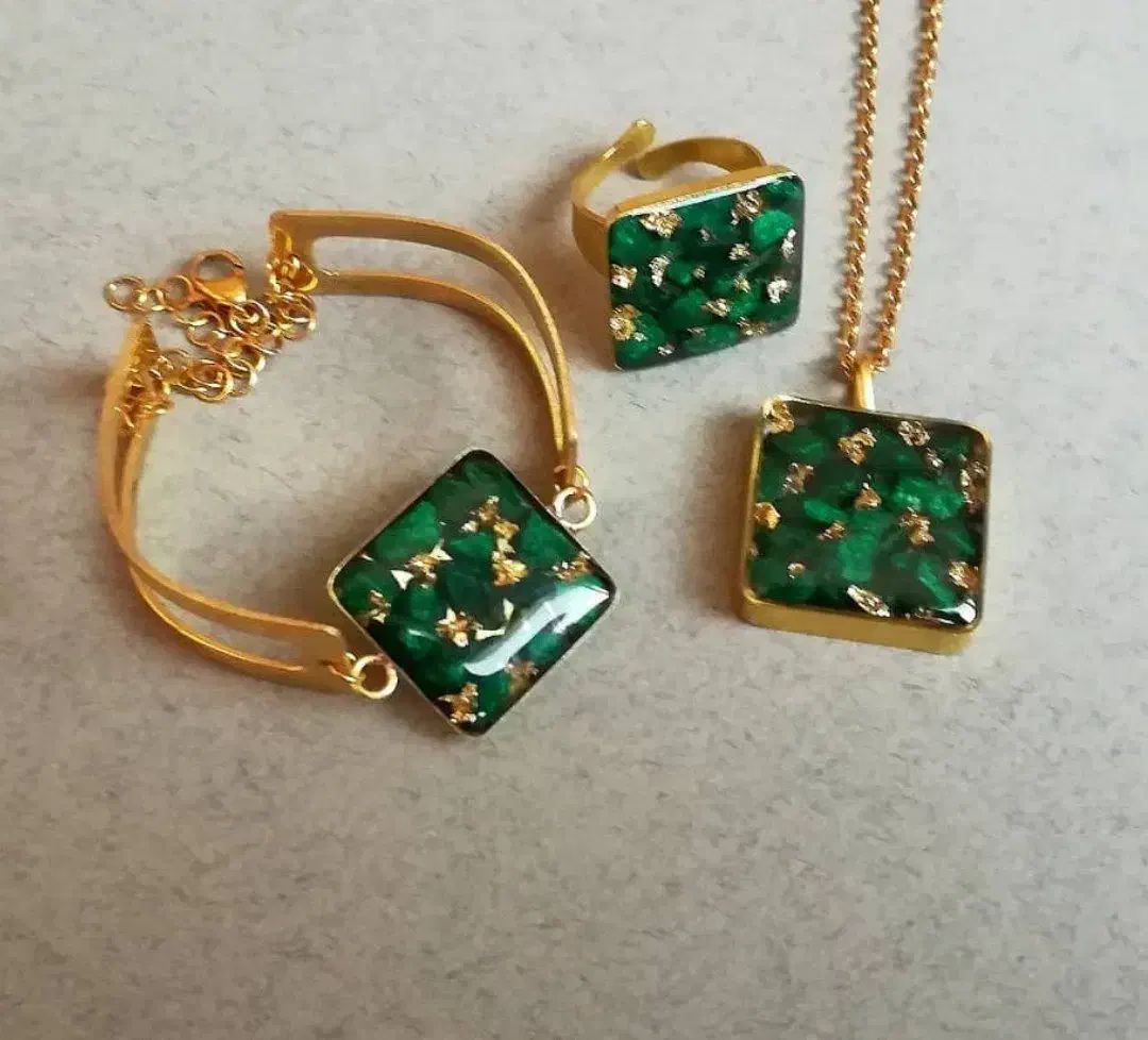 نیم ست|بدلیجات|تربتحیدریه, منصوریه|دیوار