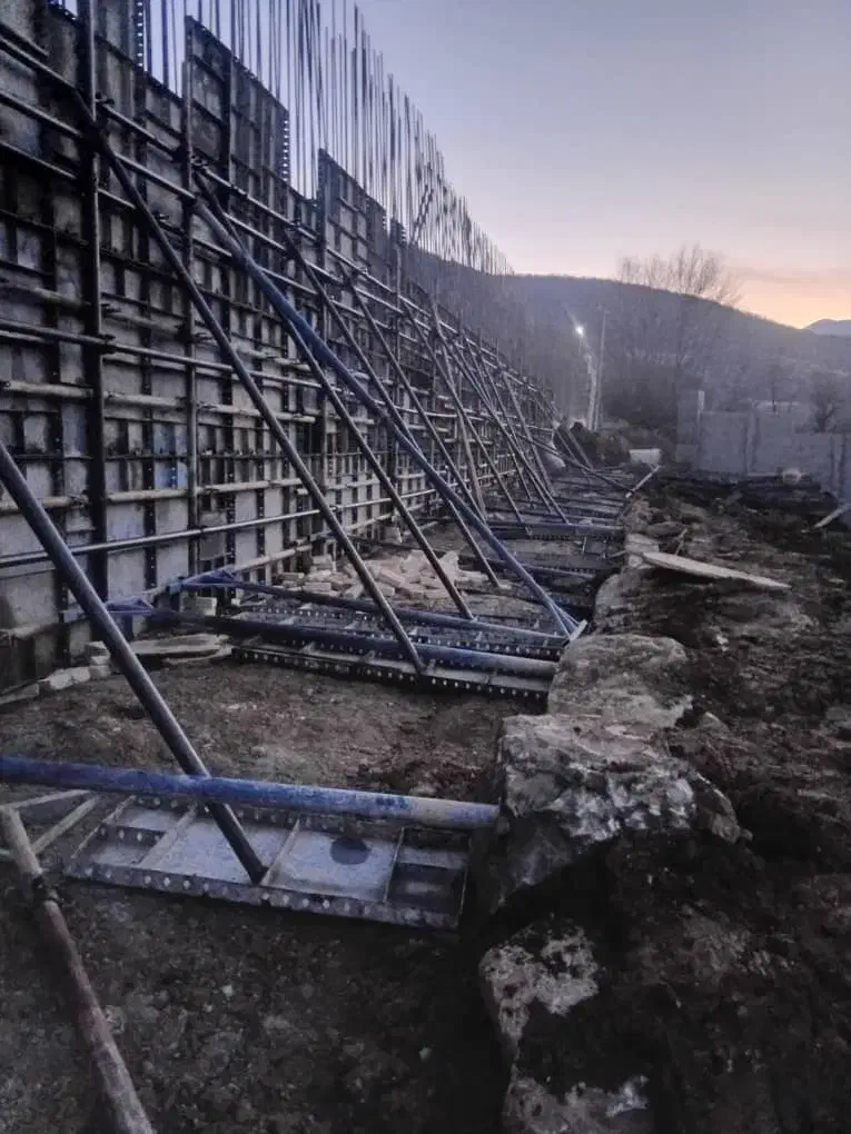 ارماتوربندی وقالب بندی|خدمات پیشه و مهارت|دلوار, |دیوار