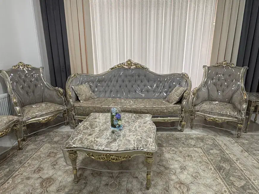 مبل سلطنتی ۹ نفره و میز نهارخوری ۶ نفره|مبلمان خانگی و میز عسلی|شهر بابک, |دیوار