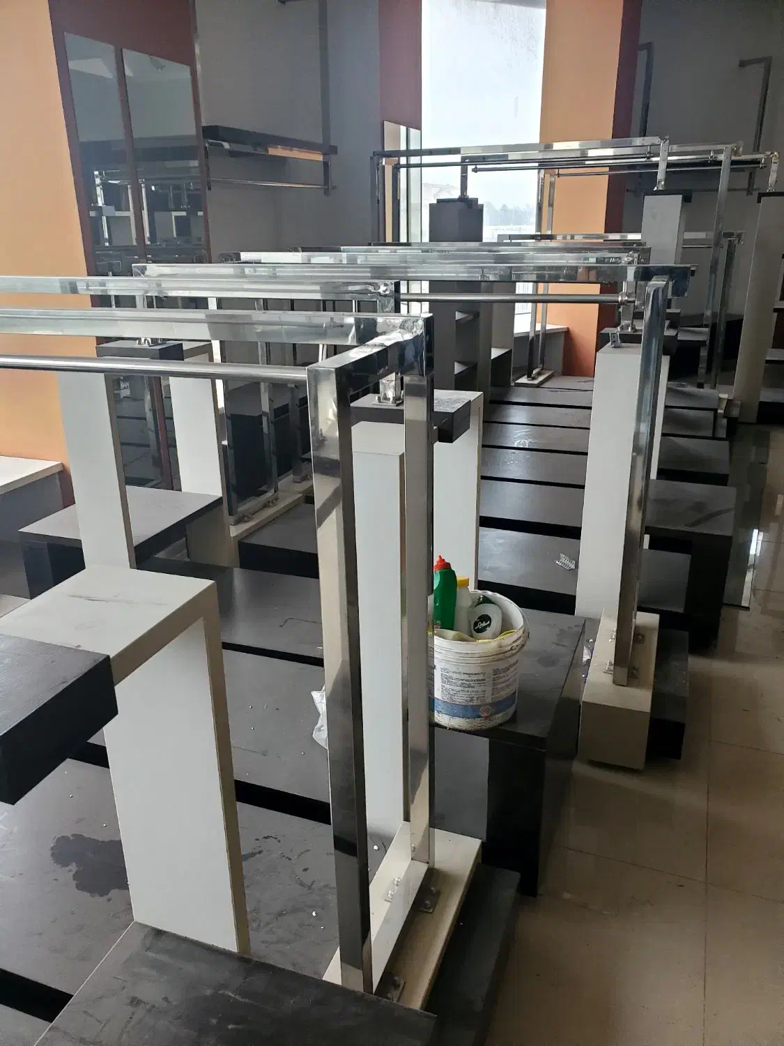 رگال چوب و فلز|فروشگاه و مغازه|فریدونکنار, |دیوار