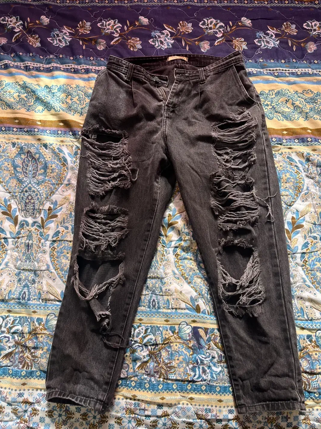 شلوار|لباس|ساری, |دیوار