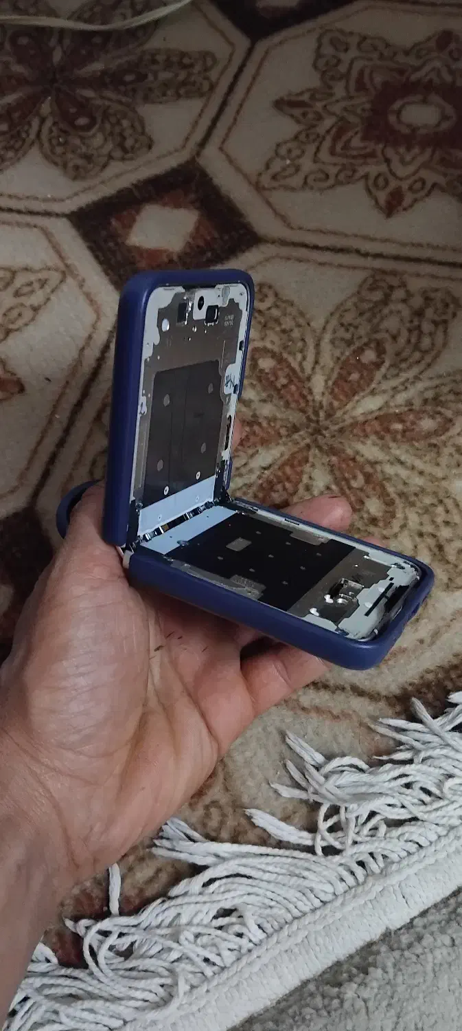 گوشی زد فیلیپ ۳ نیاز به تعمیر|موبایل|مشهد, کوشش|دیوار