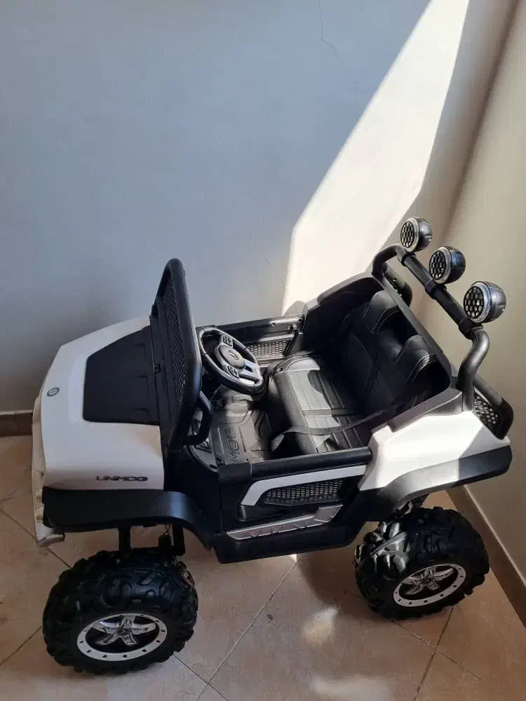 ماشین شارژی یونیموگ کار اصلی|اسباببازی|تهران, گمرک|دیوار