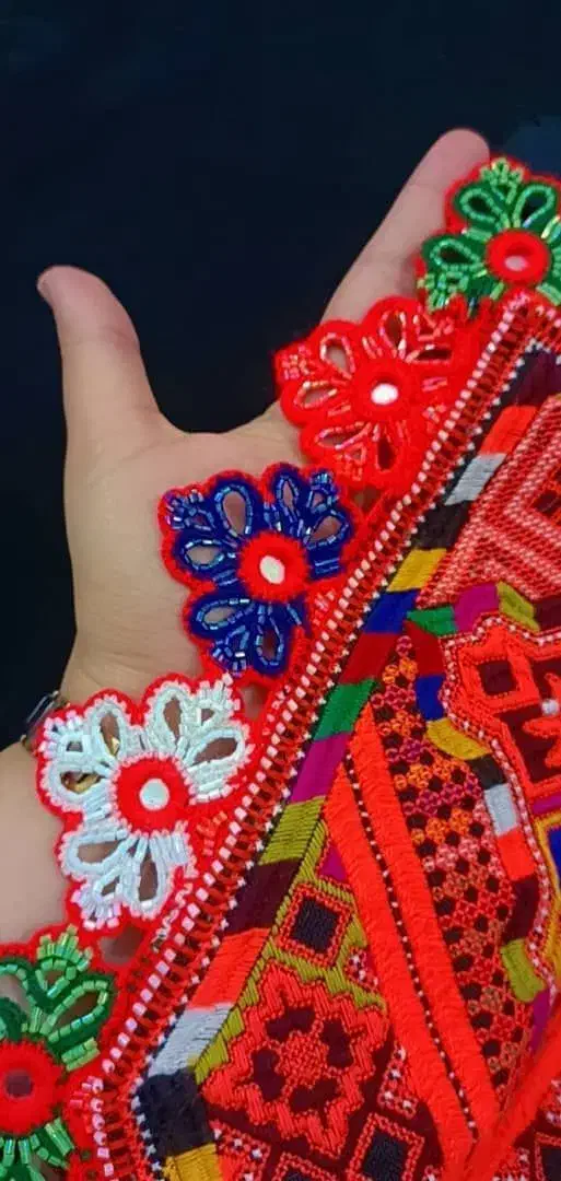 کریشی|لباس|هامون, |دیوار