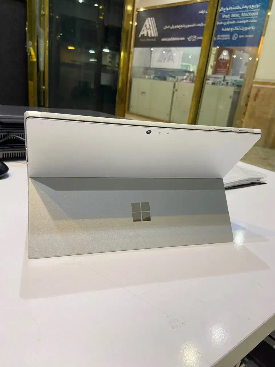 Surface pro 5 Ram 8 hard 256|رایانه همراه|تهران, فردوسی|دیوار