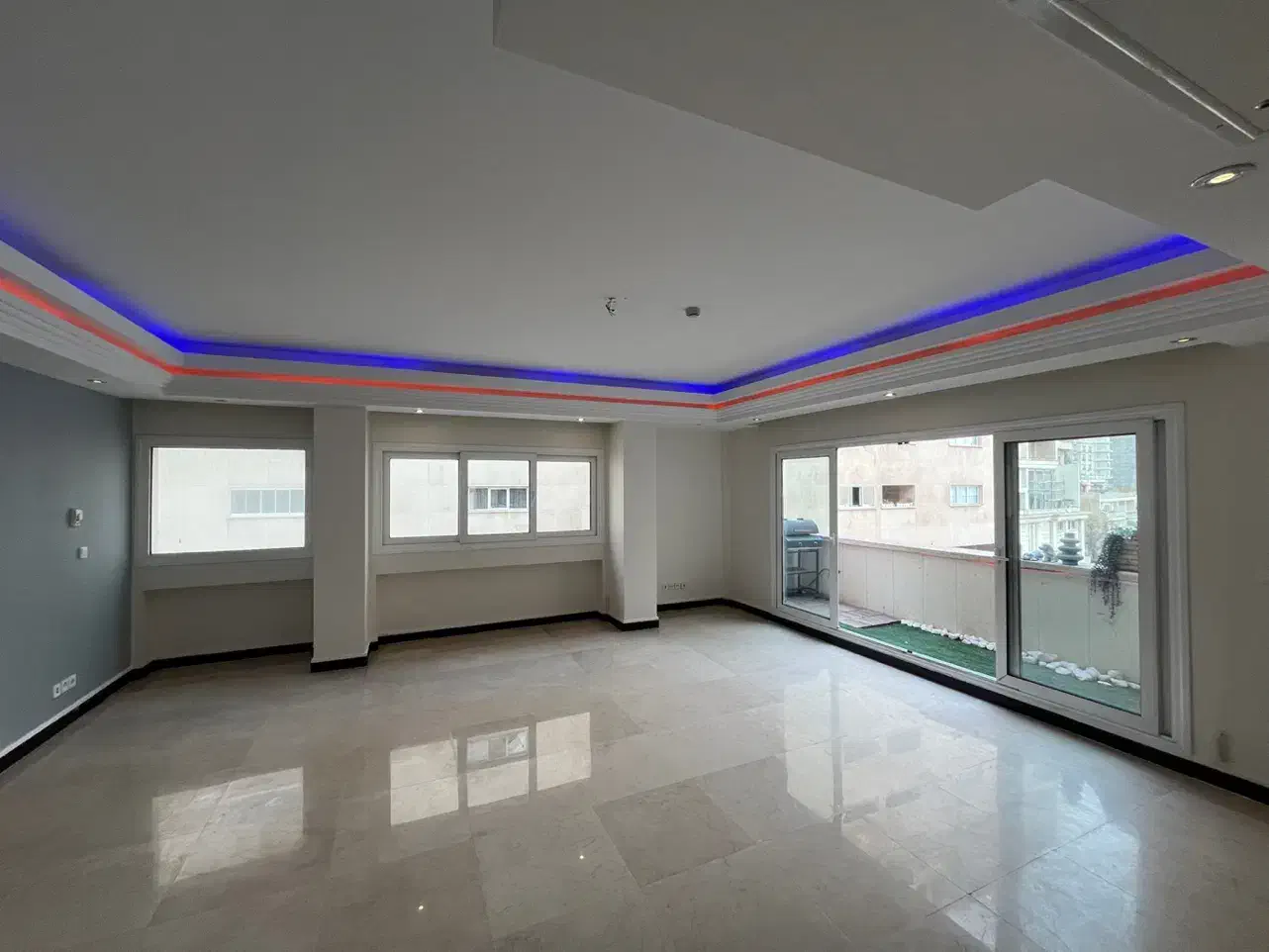 اجاره آپارتمان ۲۳۰ متری نیاوران/مرجان/ویو ابدی