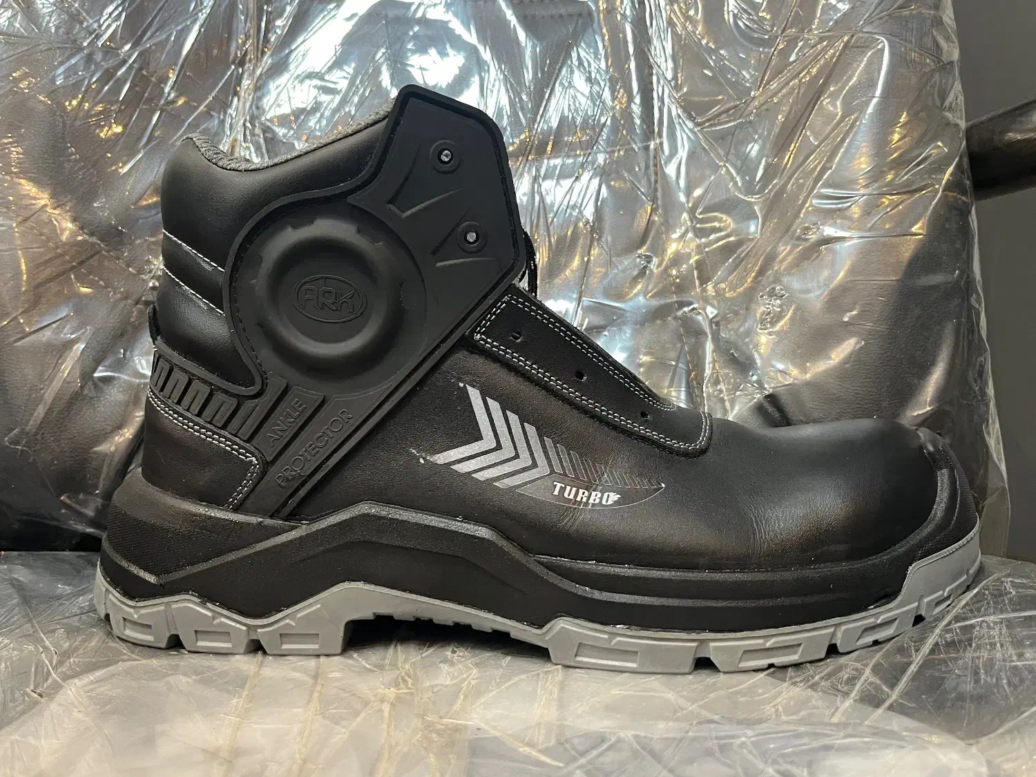 کفش ایمنی و کار|کیف، کفش، کمربند|مشهد, گلبرگ|دیوار