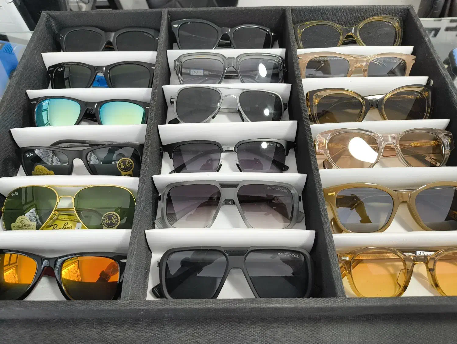 عینک‌ طبی ، آفتابی و تعمیرات با بهترین قیمت|زیورآلات و اکسسوری|شیراز, عادل آباد|دیوار