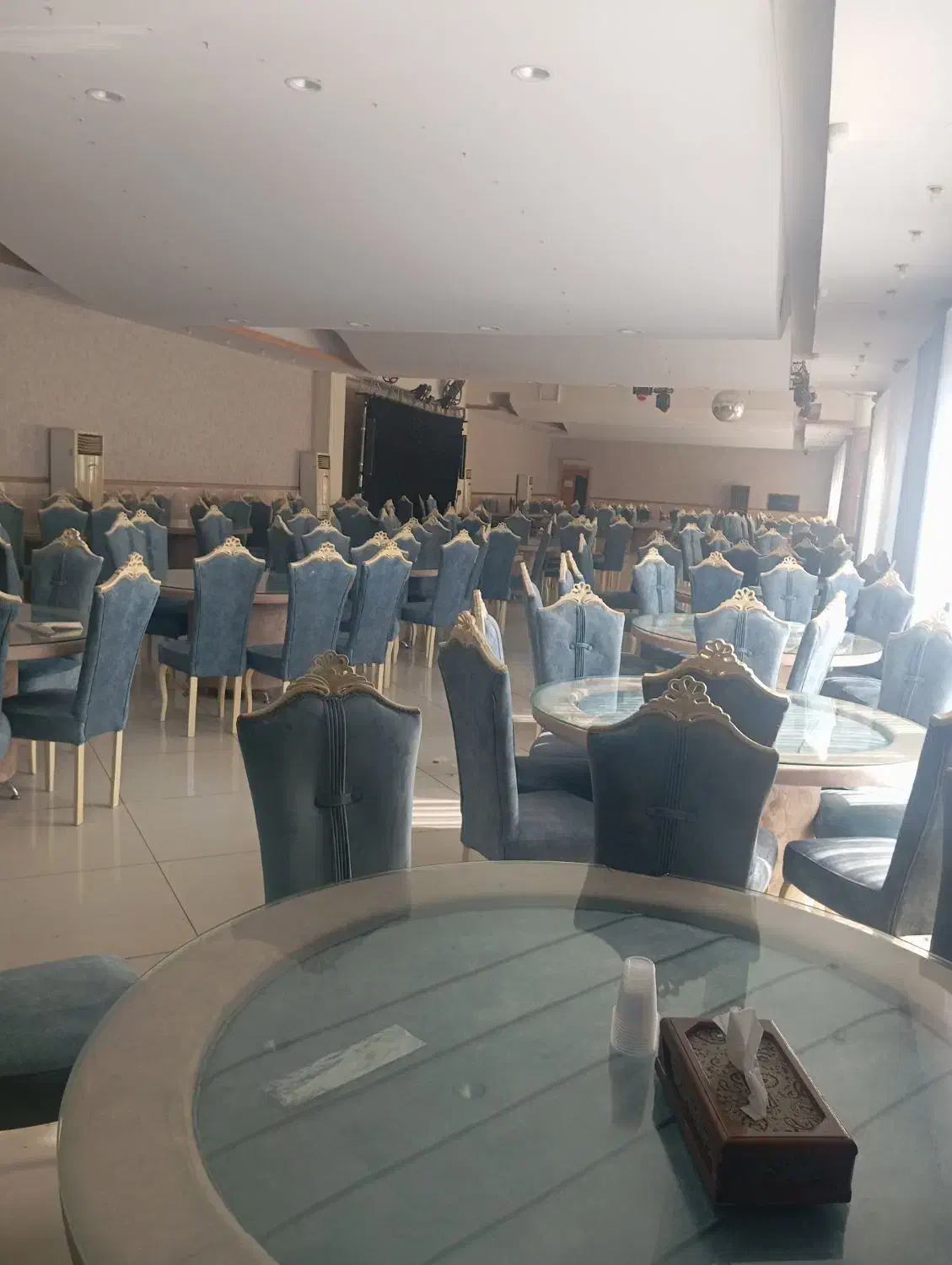 نیرو مرد|استخدام خدمات فروشگاه و رستوران|مهریز, |دیوار