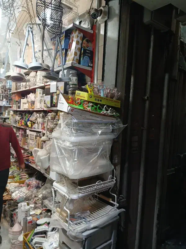 استخدام کارمند|استخدام خدمات فروشگاه و رستوران|تهران, سیروس|دیوار