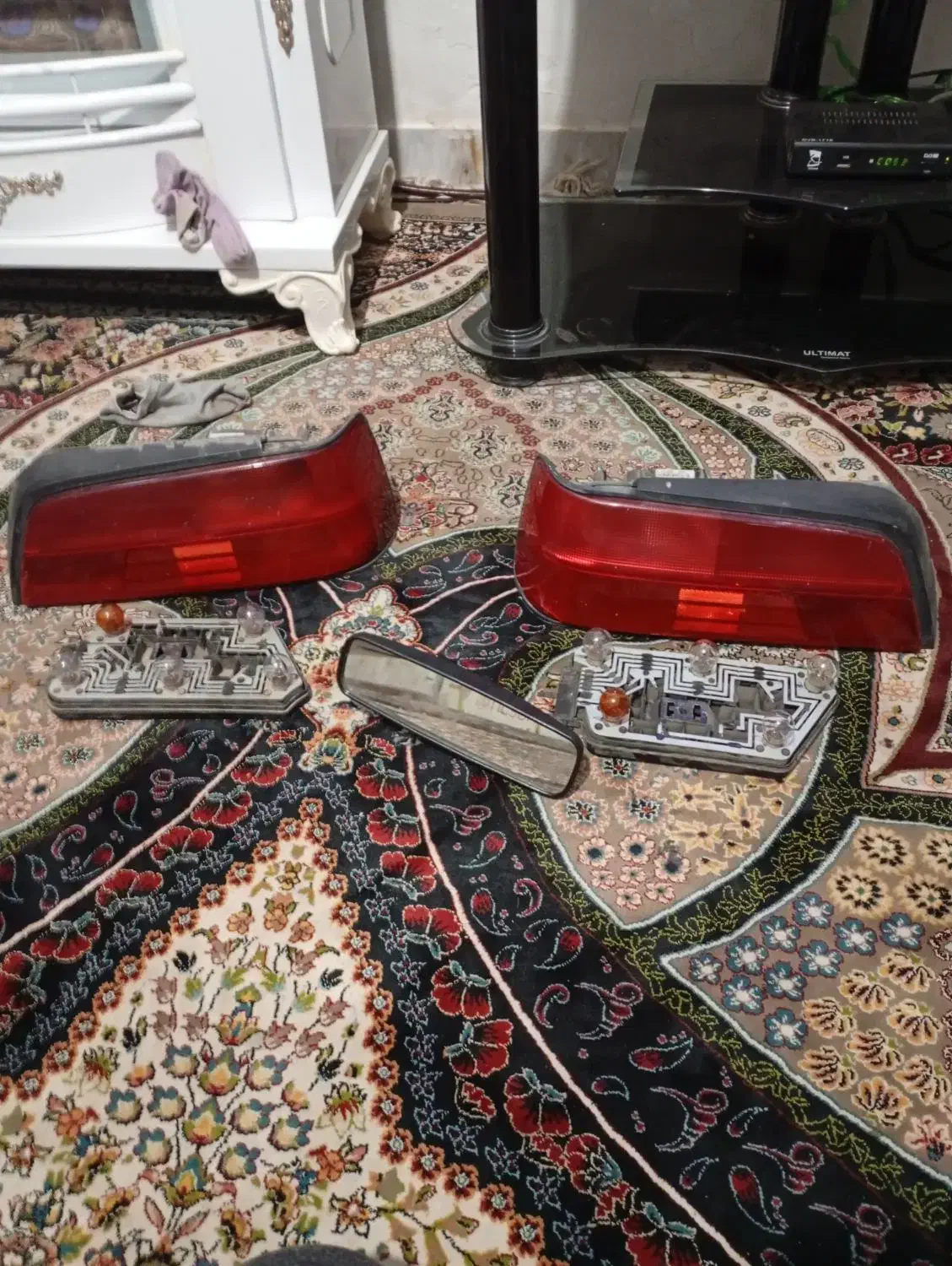 چراغ عقب|قطعات یدکی و لوازم جانبی|قم, گلزار|دیوار