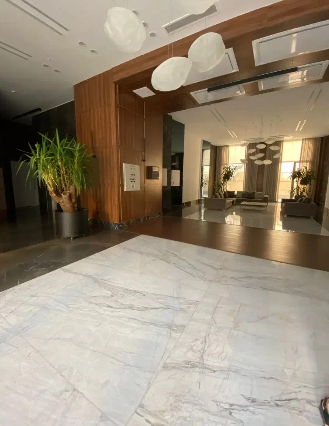 فرمانیه متقیان ۱۴۰ متر ۲ خوابه ۸ ساله واقعی|اجارهٔ آپارتمان|تهران, حصار بوعلی|دیوار