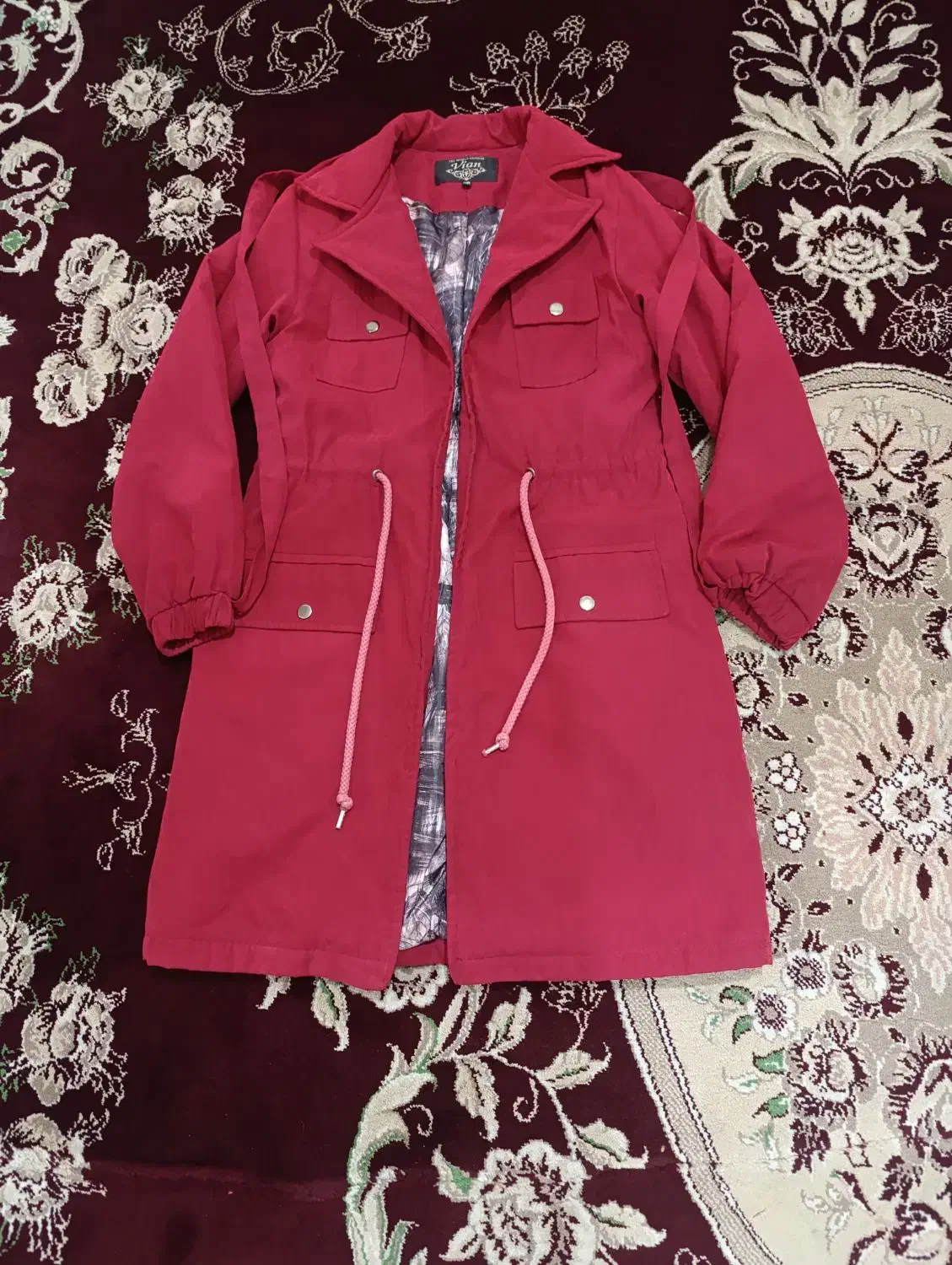 دوتا کاپشن|لباس|اسلام‌‌آباد غرب, |دیوار