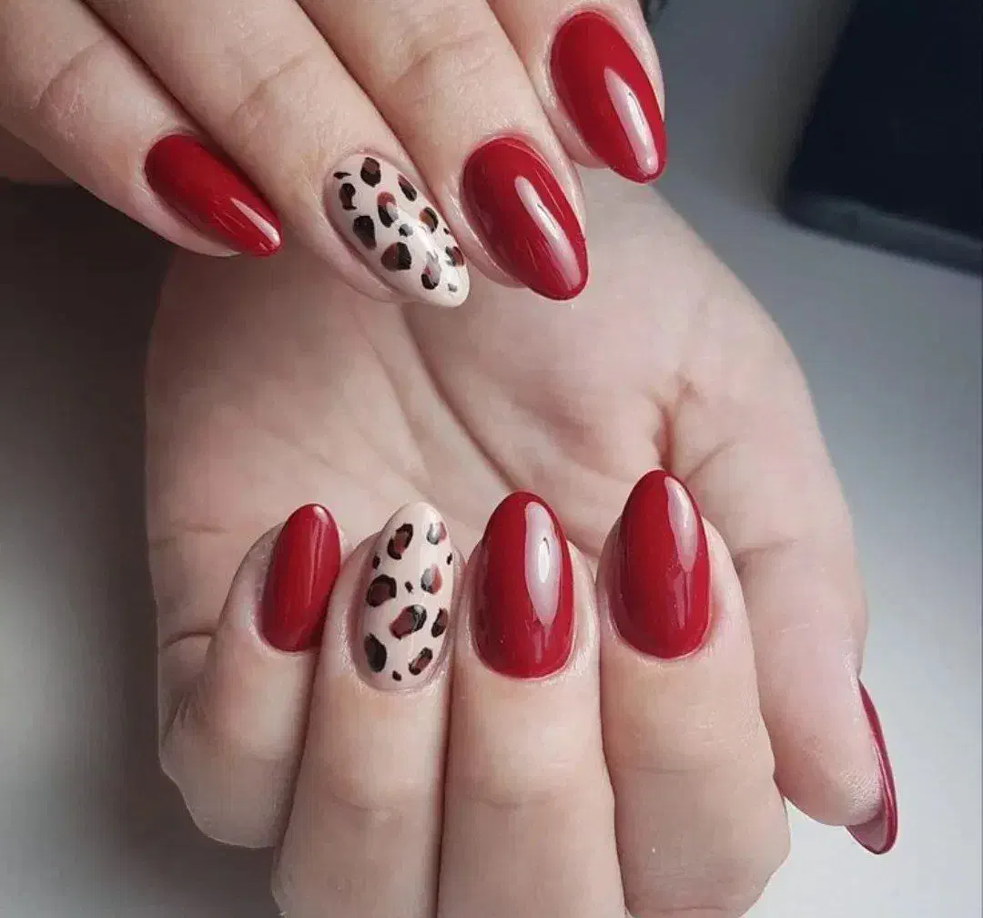 میکاپشینیون. فشیال فقط ۸۰۰|خدمات آرایشگری و زیبایی|بروجرد, |دیوار