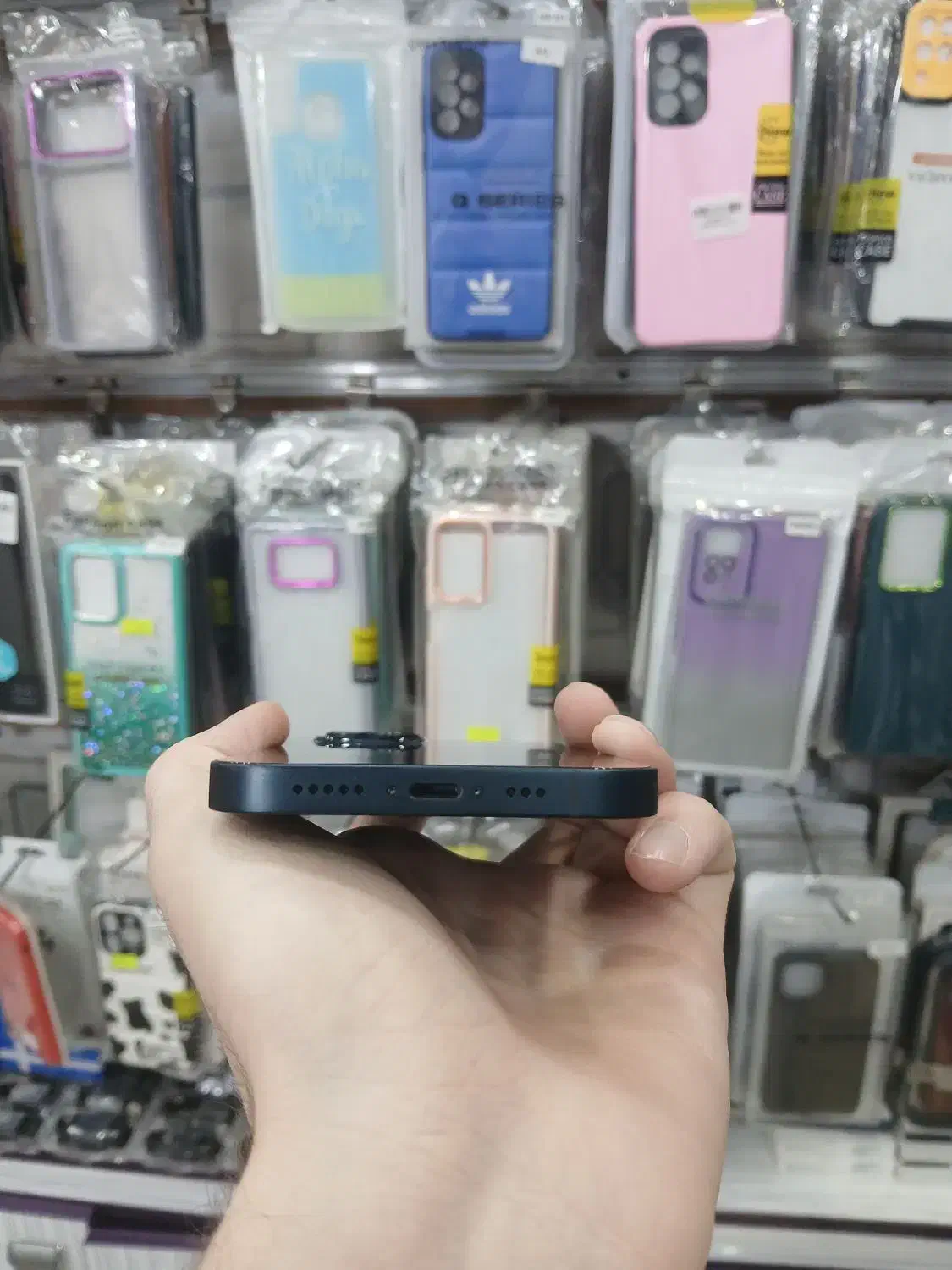 آیفون 13 دوسیم ۶۰ بار شارژ باتری۱۰۰ پلمب خریدحضوری|موبایل|نجف‌آباد, بازار|دیوار