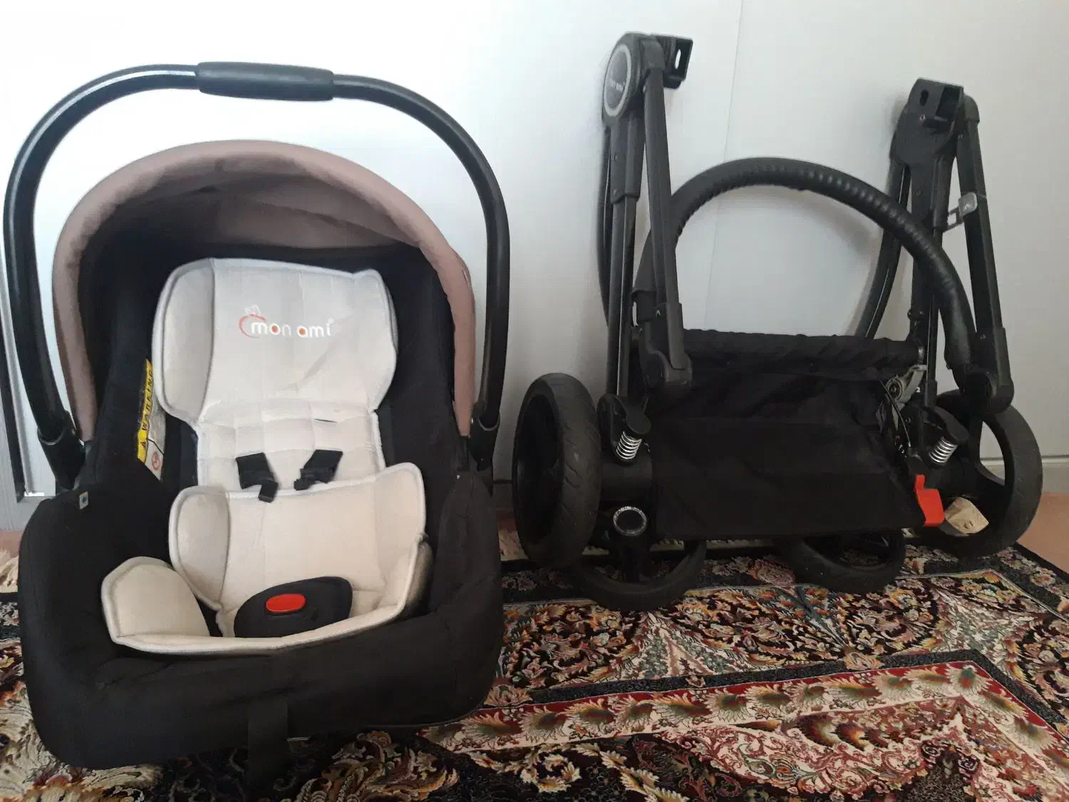 کالسکه وکریر صندلی ماشین کودک|کالسکه و لوازم جانبی|کرج, باغستان|دیوار