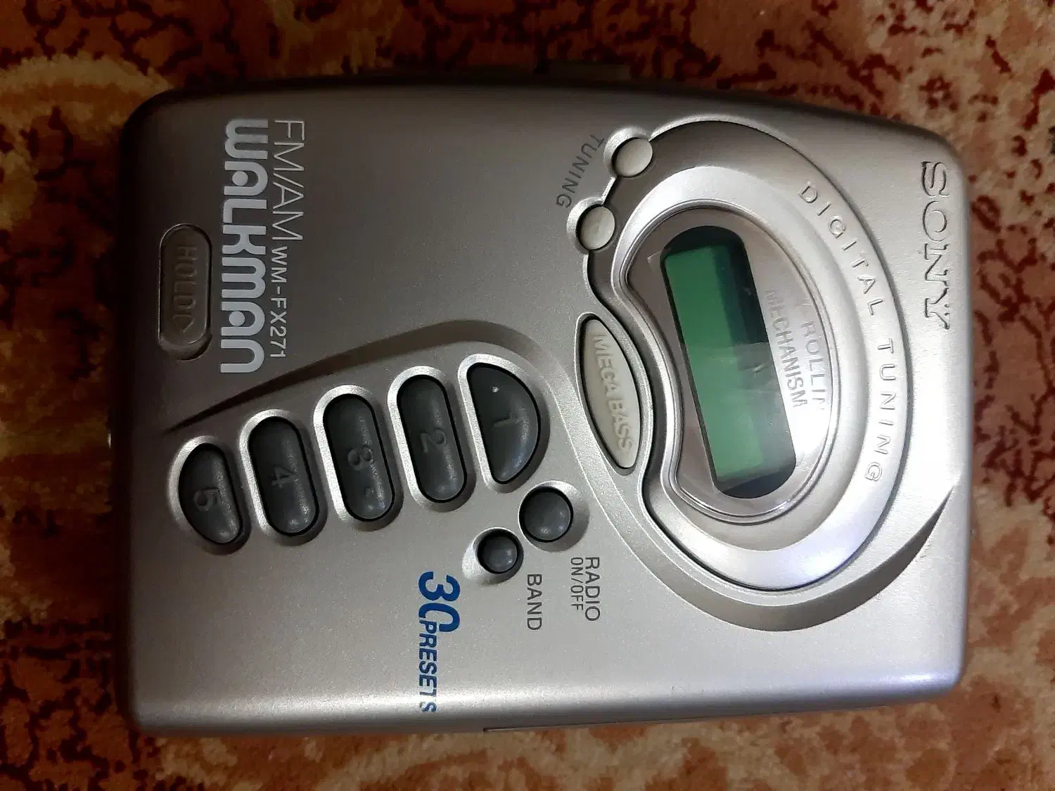 واکمن سونی اصل ژاپن در حد آک واقعی مدل WM-FX271|پخشکننده همراه|اهواز, ۳۰ متری|دیوار