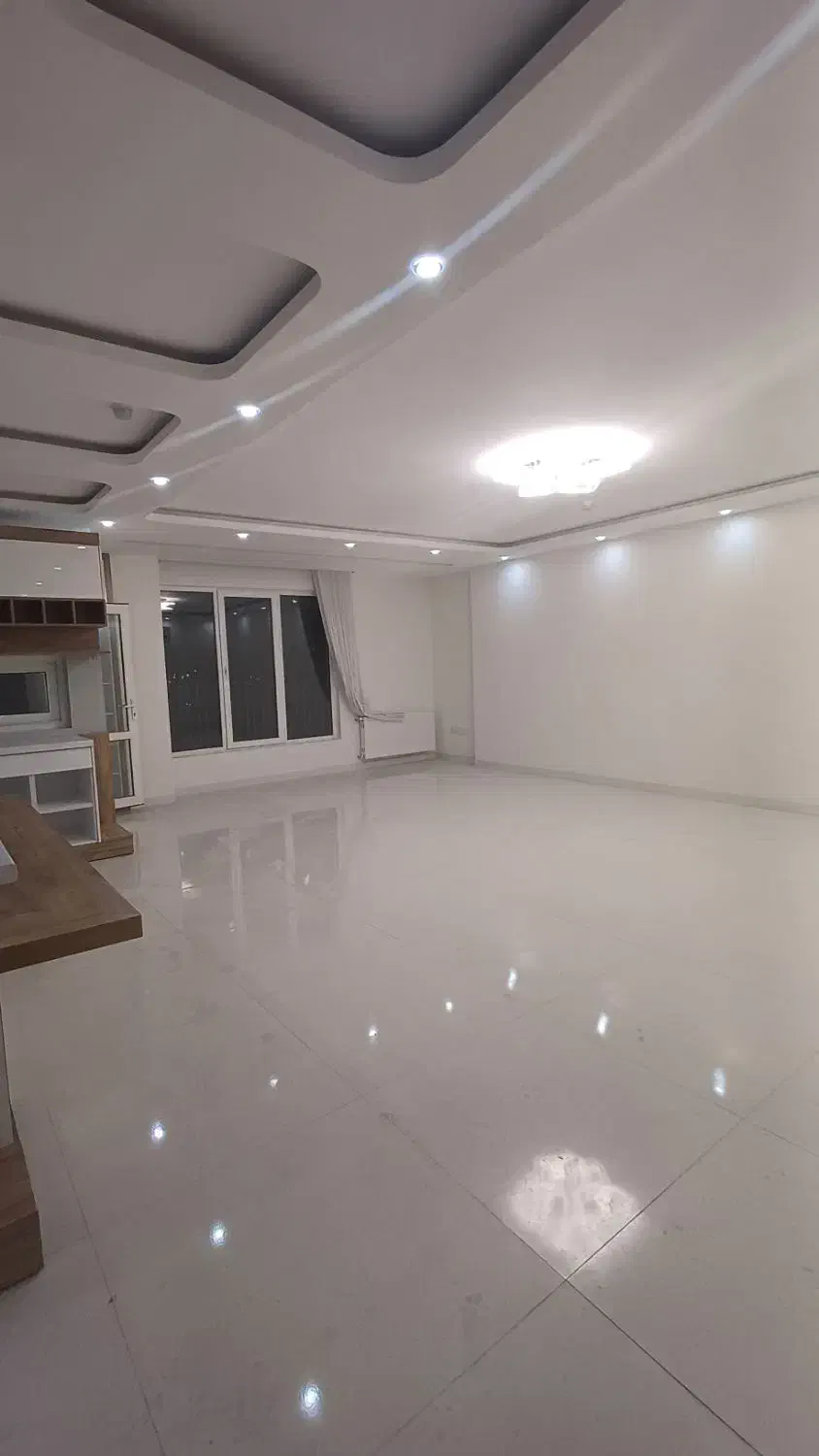 رهن کامل/۲خواب بزرگ/تخلیه/ خسروآزادی/آفرینش|اجارهٔ آپارتمان|شیراز, شهرک بهشتی|دیوار