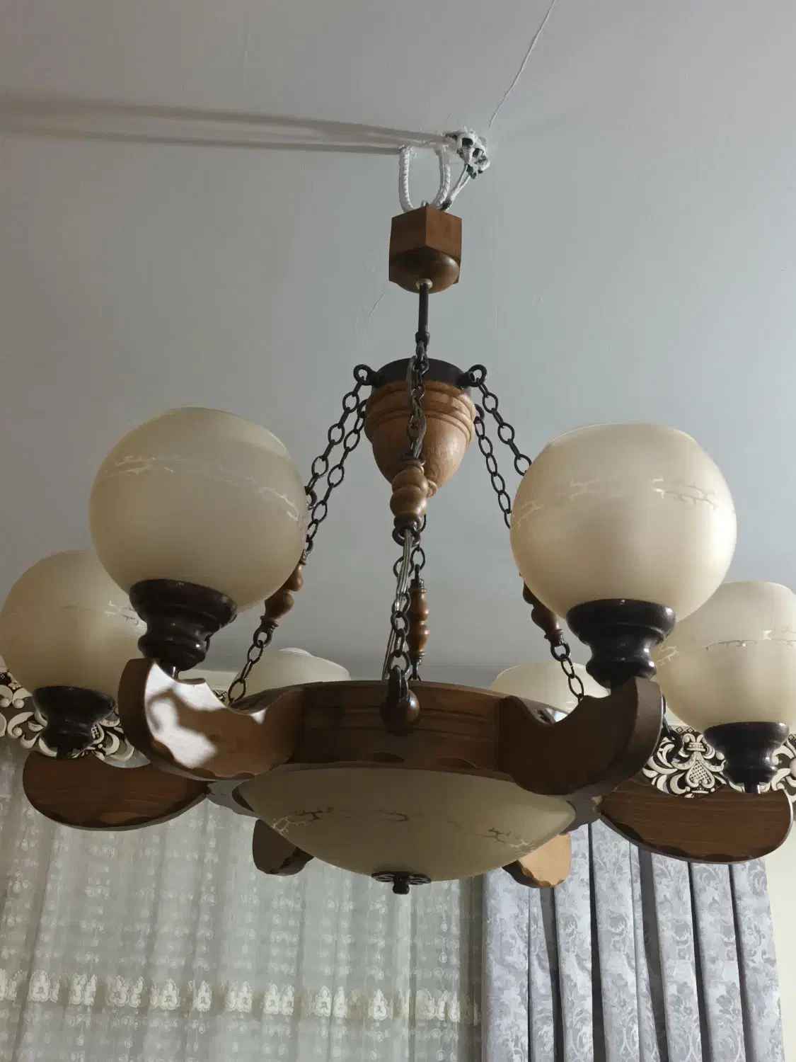 لوستر چوبی زیبا|لوستر و چراغ آویز|گنبد کاووس, |دیوار