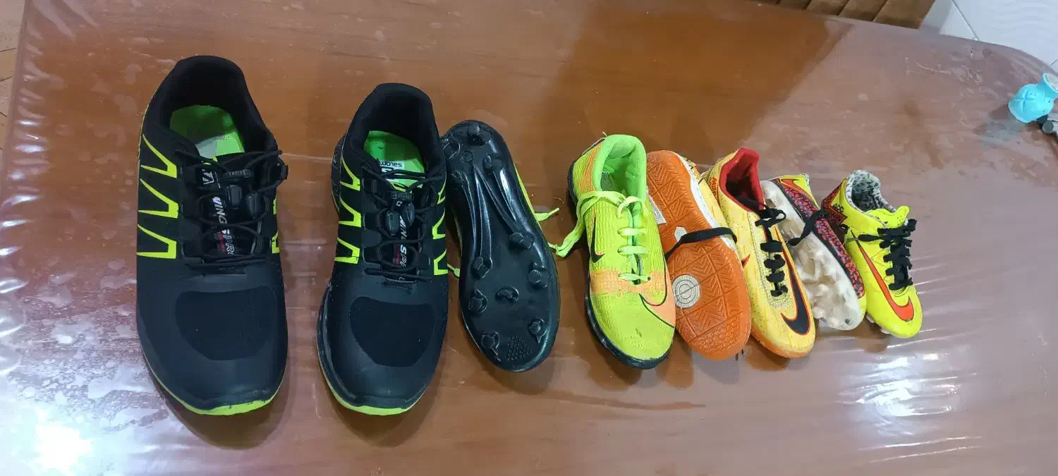 کفش اسپرت|کیف، کفش، کمربند|شوش, |دیوار