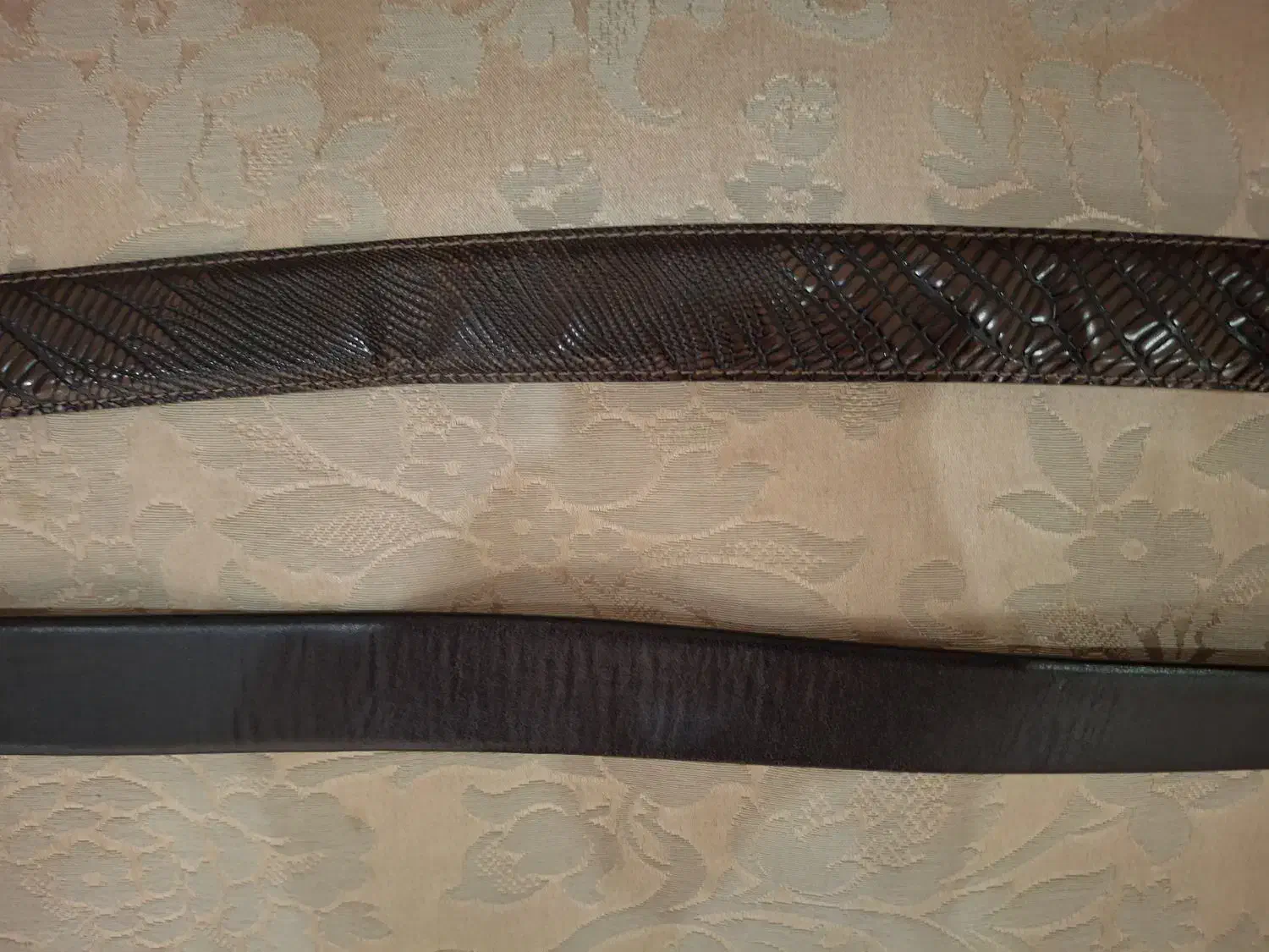 دو عدد کمربند نوین چرم مشهد سایز بزرگ در حد نو|کیف، کفش، کمربند|تهران, نیلوفر|دیوار