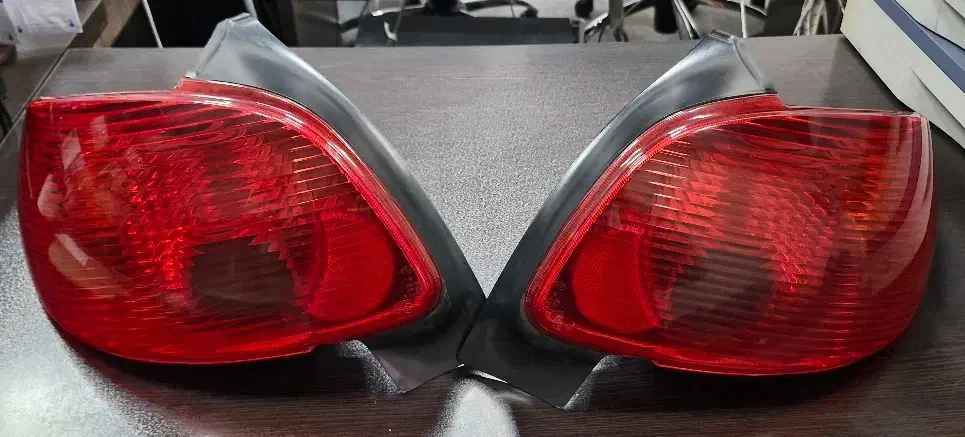 چراغ عقب پژو۲۰۶ تیپ۵|قطعات یدکی و لوازم جانبی|قزوین, |دیوار