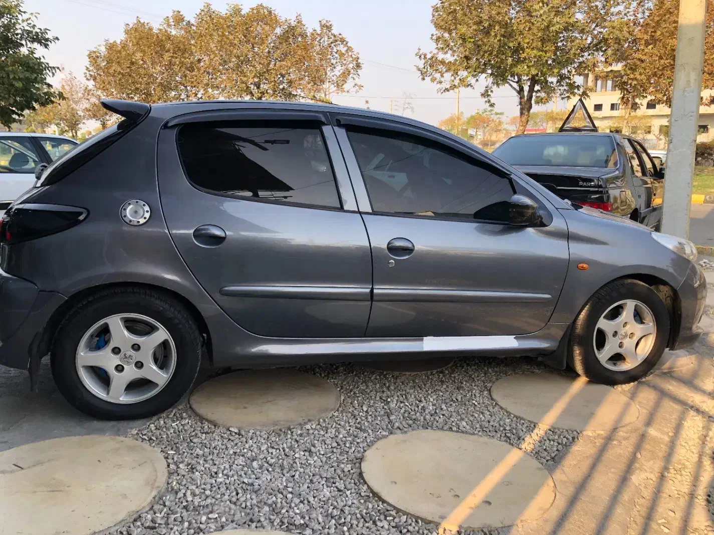 207دنده ای|خودرو سواری و وانت|گرگان, |دیوار