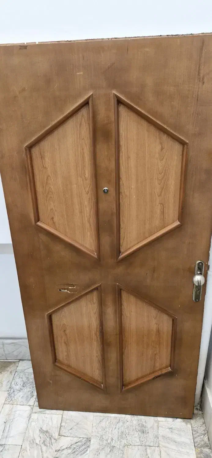 درب ورودی|مصالح و تجهیزات ساختمان|رشت, لاکانی|دیوار