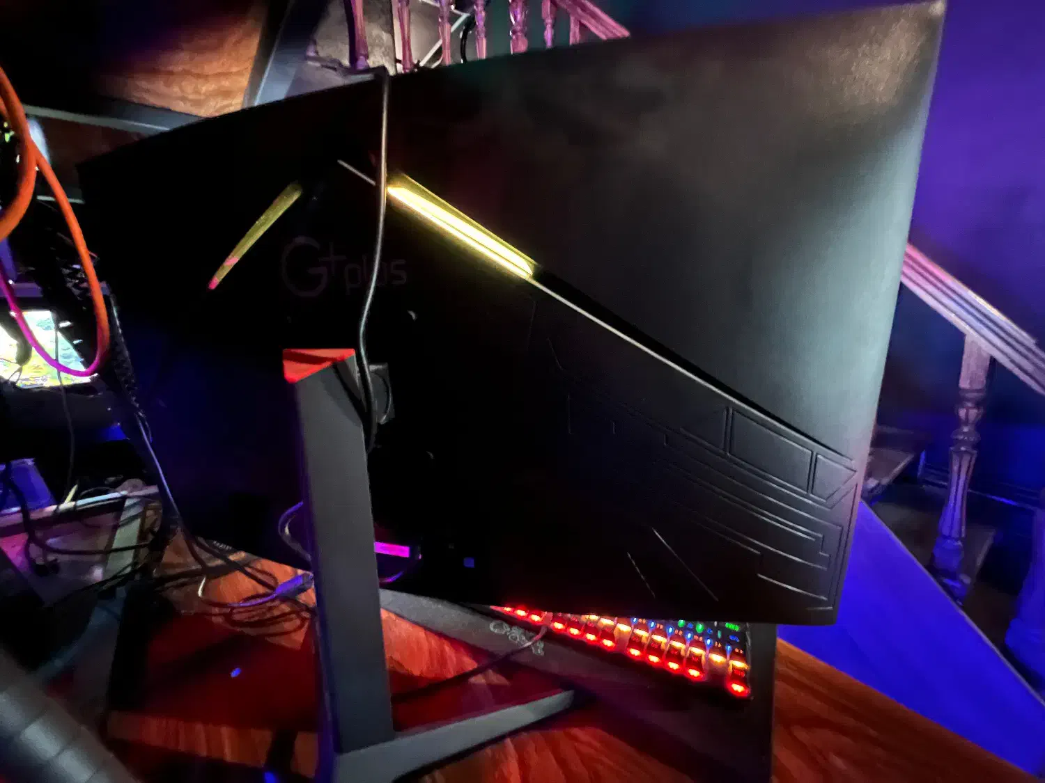 مانیتور ۳۲ اینچ خمیده گیمینگ gplus 165hz و 0.5ms|قطعات و لوازم جانبی رایانه|تبریز, |دیوار