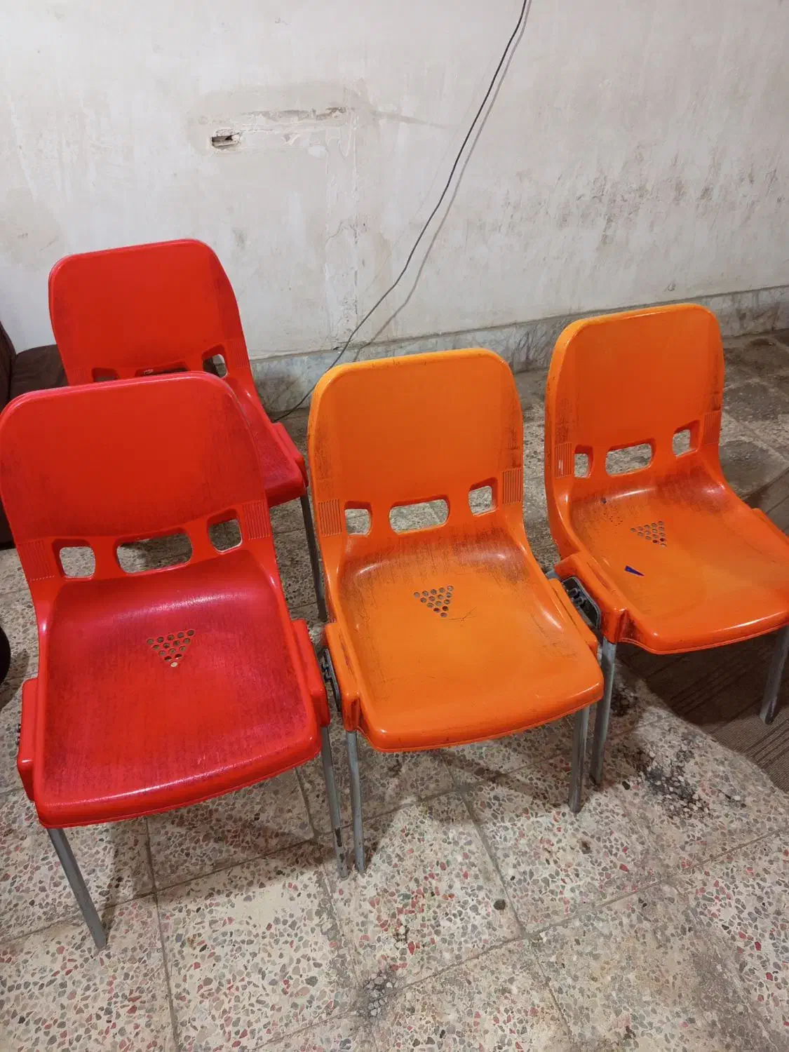 صندلی کد۸۸۰ ناصر|صندلی و نیمکت|تربت‌حیدریه, طالقانی|دیوار