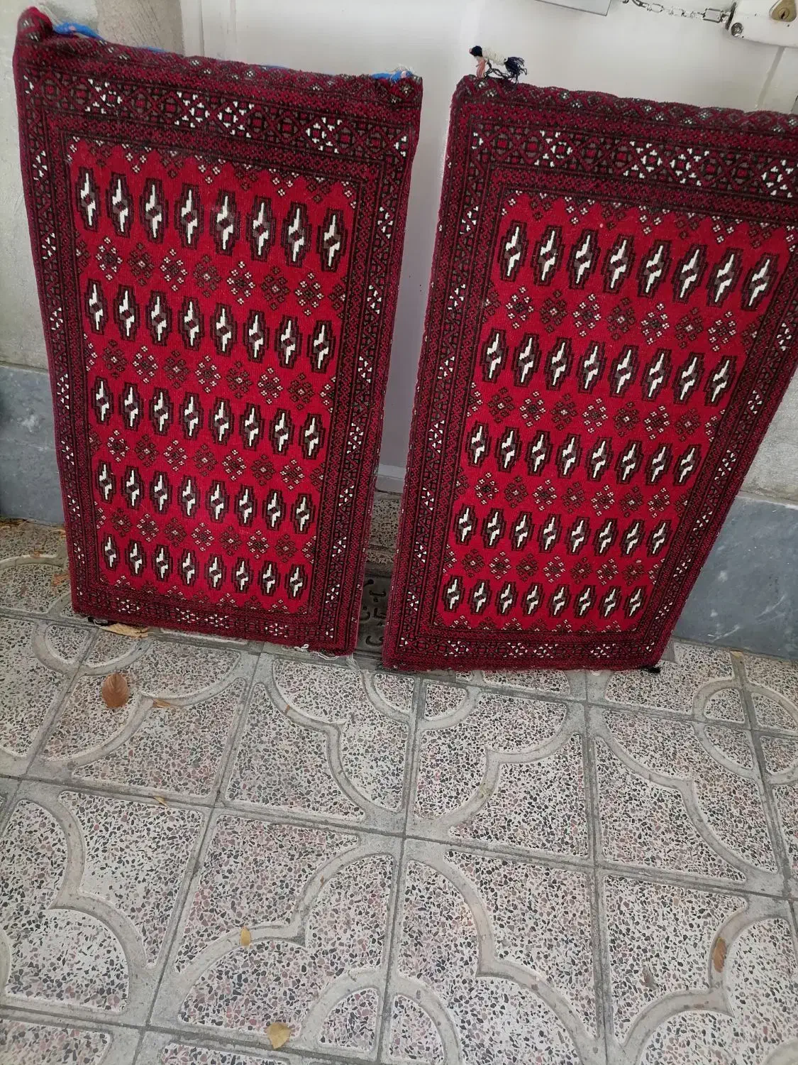 پشتی بزرگ چهارعدد|پشتی|ارومیه, |دیوار