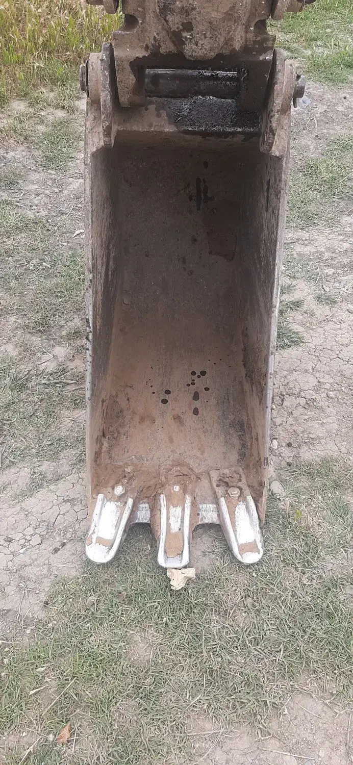 پاکت ۴۰ بیل بکهو تبریز|قطعات یدکی و لوازم جانبی|قائم‌شهر, |دیوار