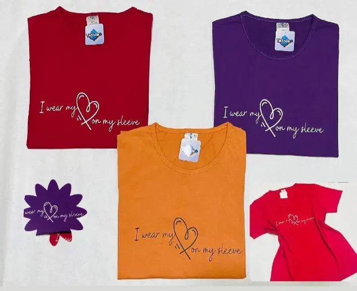 تیشرت|لباس|کلاله, |دیوار