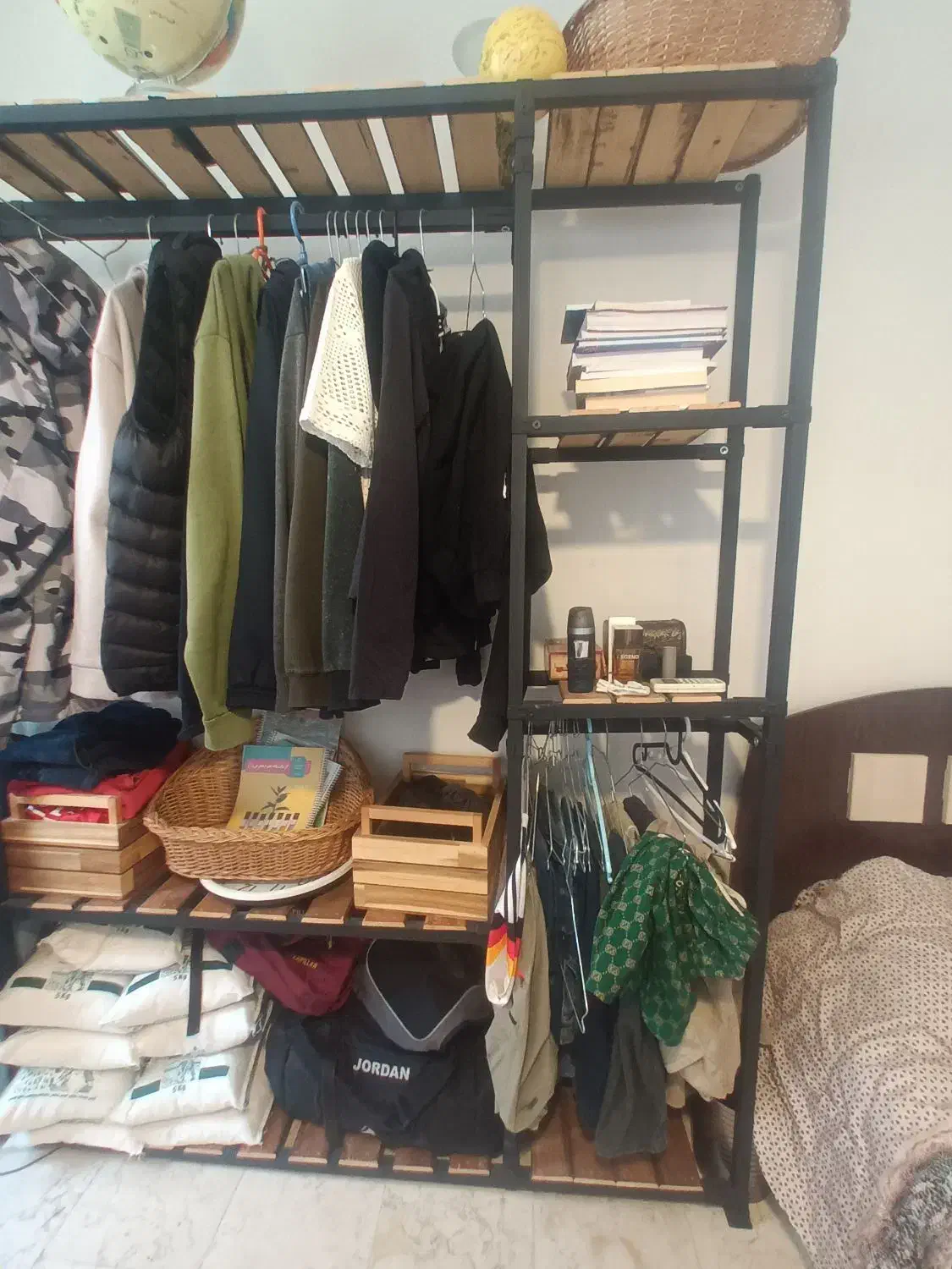 رگال چوب و فلز|جاکفشی، کمد، دراور|تهران, شهرآرا|دیوار