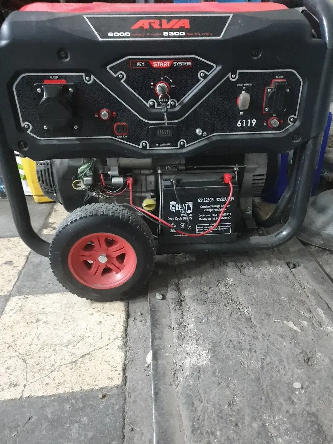 یک دستگاه موتور برق آروا۸۳۰۰وات|ابزارآلات|قرچک, مهدیه|دیوار