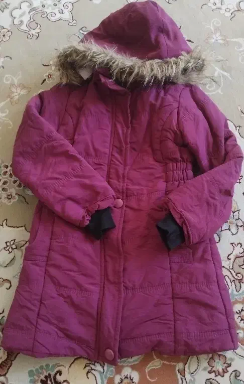 لباس بچه گانه|لباس|فردوس (خراسان), |دیوار