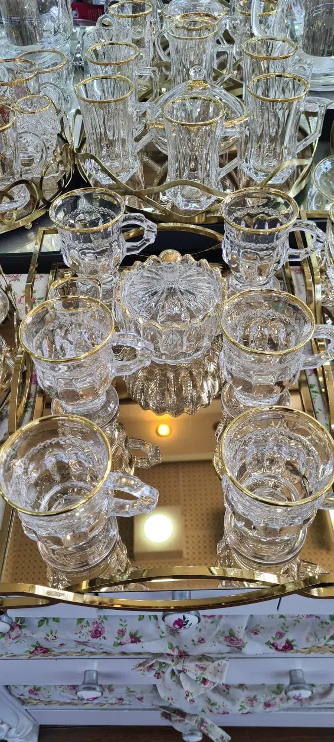 فنجان لبطلا و کریستال|ظروف سرو و پذیرایی|یزد, |دیوار