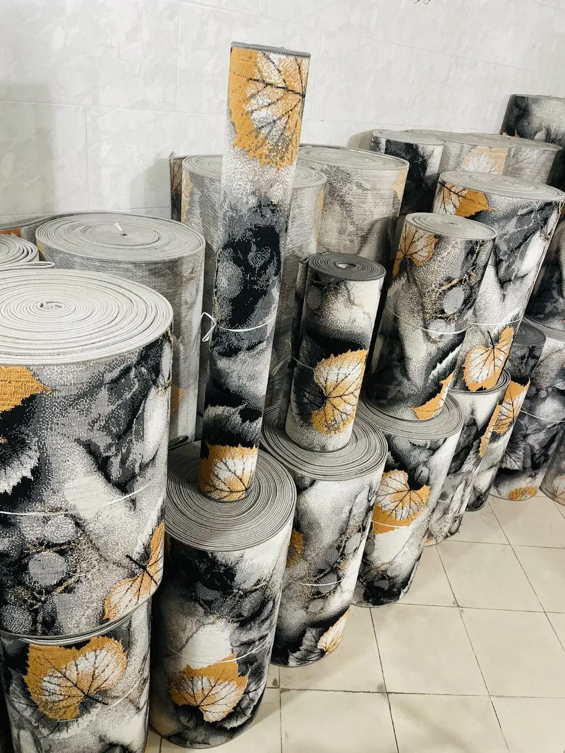 گلیم راه پله/قالیچه/تم برگ خزان پاییز/مجلل|گلیم، جاجیم، گبه|قم, زاد|دیوار