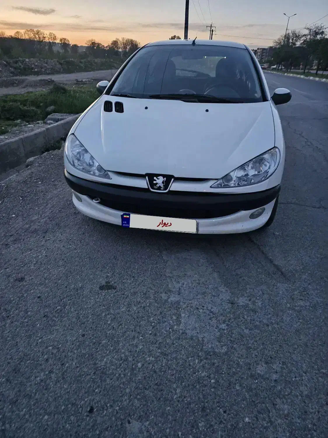 206|خودرو سواری و وانت|بروجرد, |دیوار