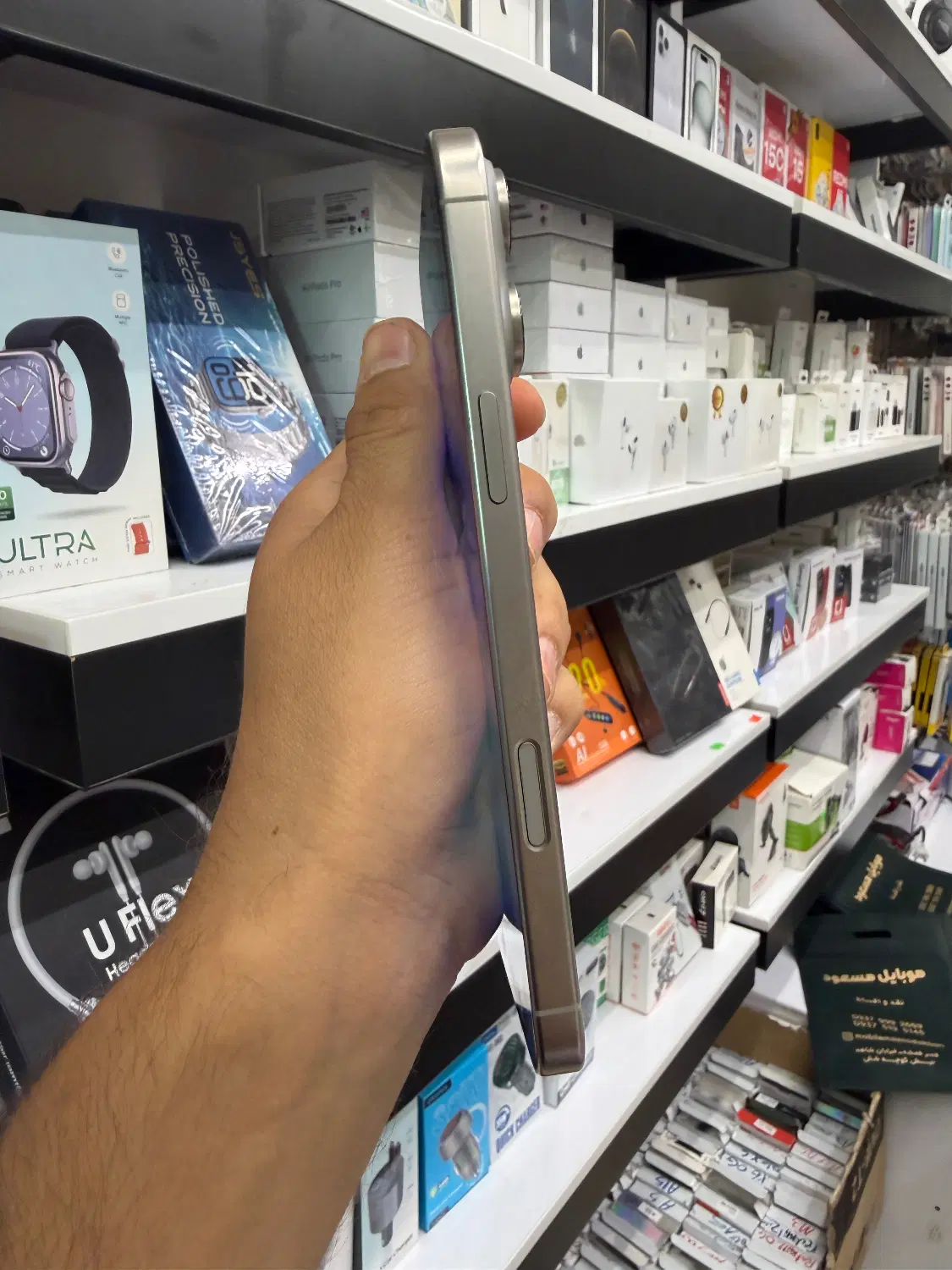 اپل 16promax حافظه 512 گیگ zaa (موبایل مسعود)|موبایل|شیراز, شهرک قمشه|دیوار