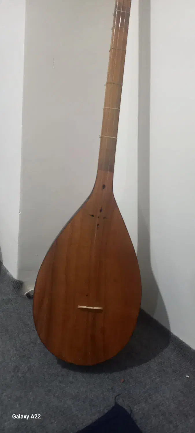 دوتار|سازهای سنتی|گرگان, |دیوار