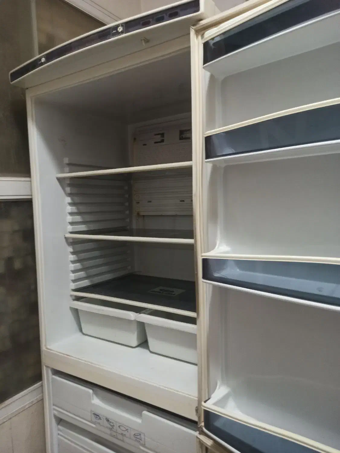 یخچال فریزر دوموتوره هک شده ژاپن|یخچال و فریزر|یزد, |دیوار