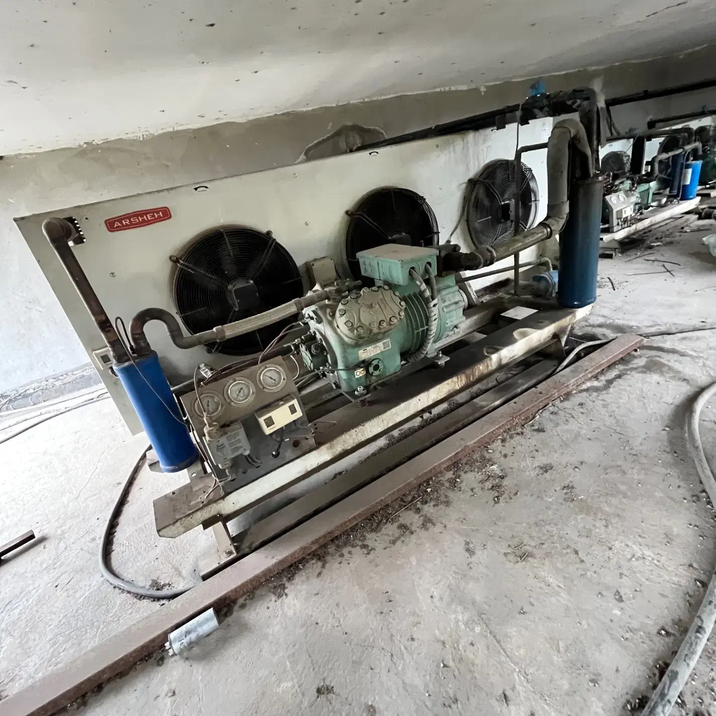 سردخانه|ماشینآلات صنعتی|آمل, |دیوار