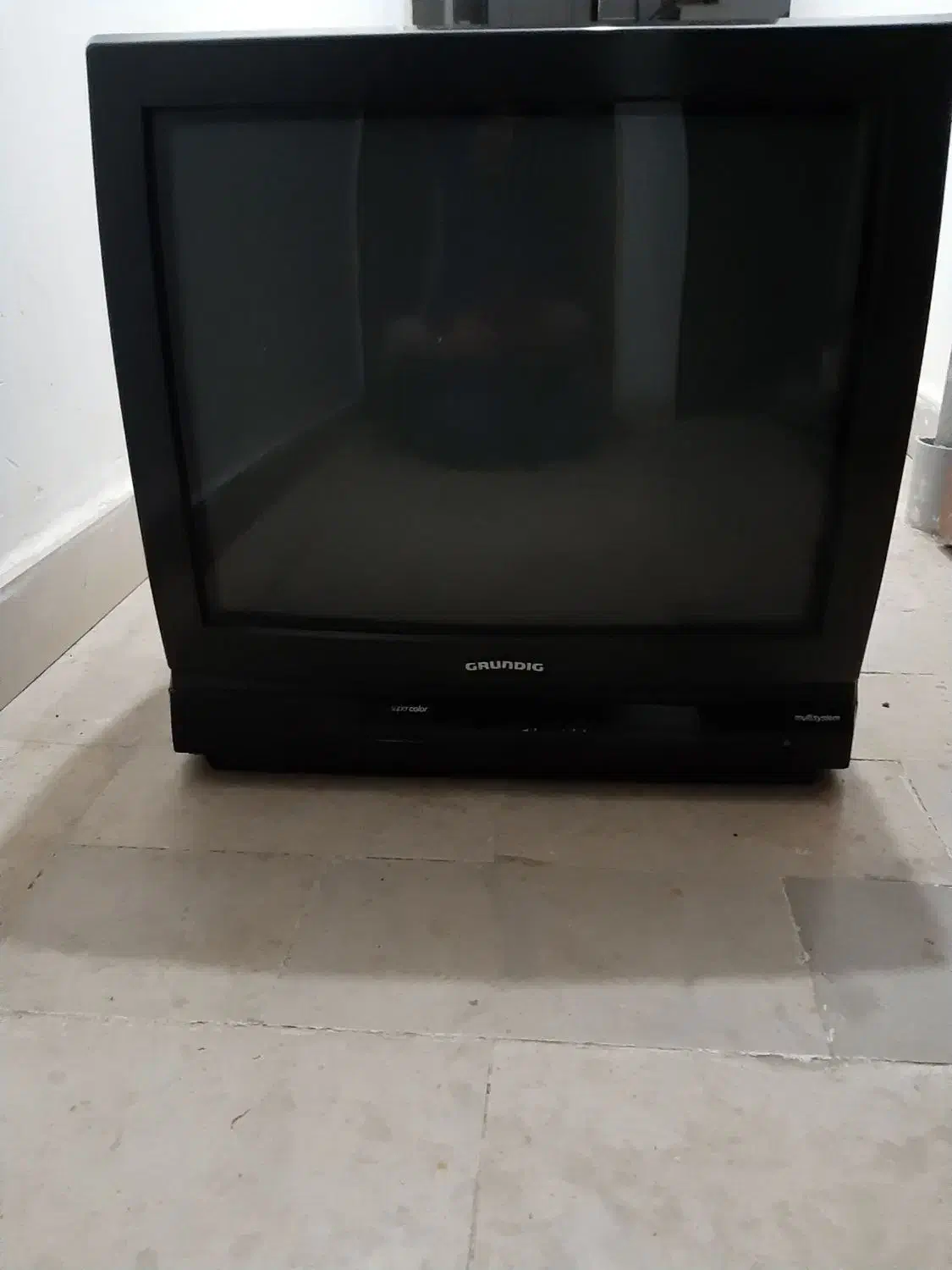 تلویزیون پارس گروندیک|تلویزیون و پروژکتور|اردبیل, |دیوار