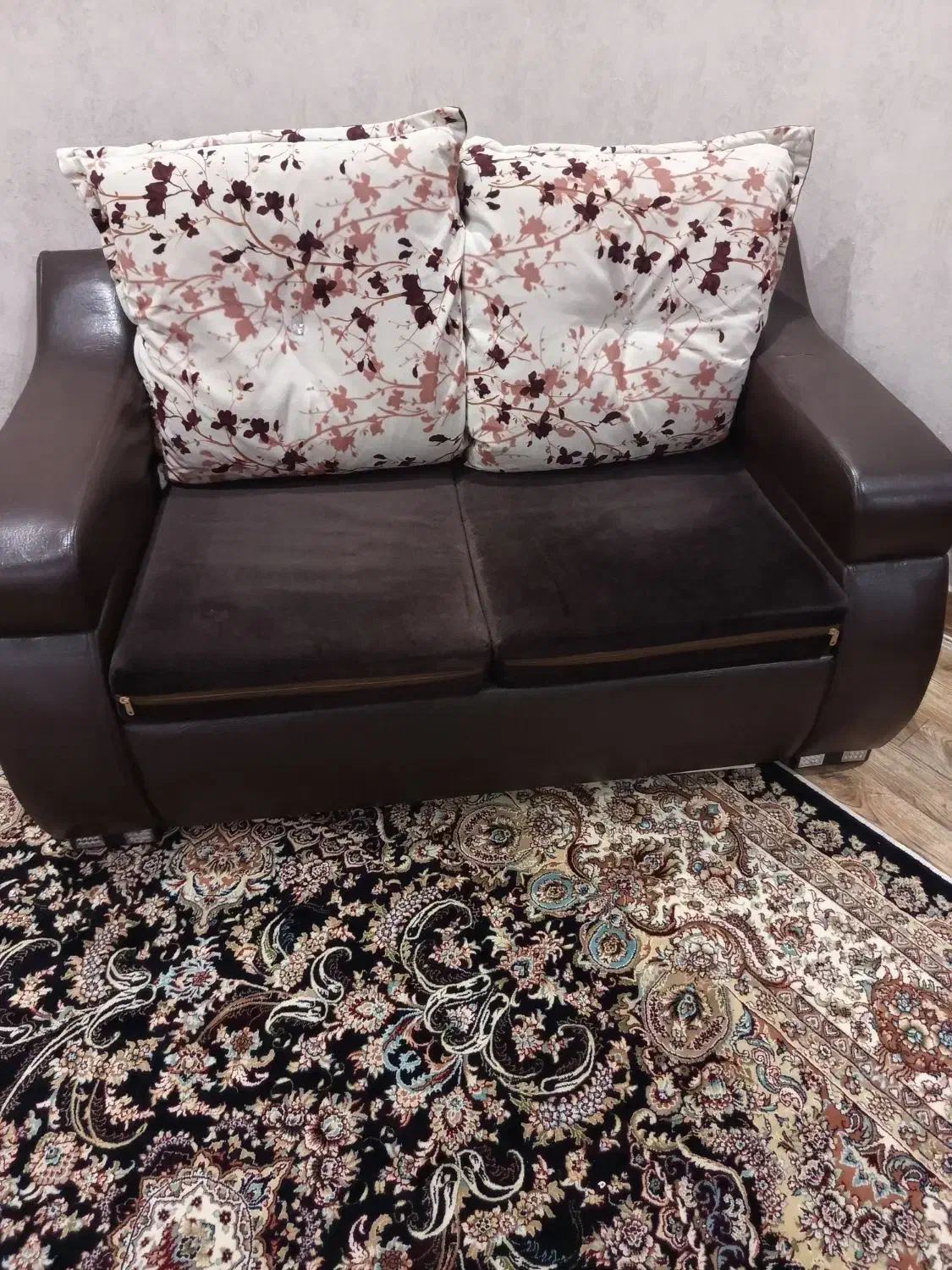 مبل چرم هفت نفره در حد نو|مبلمان خانگی و میز عسلی|قرچک, مهدیه|دیوار