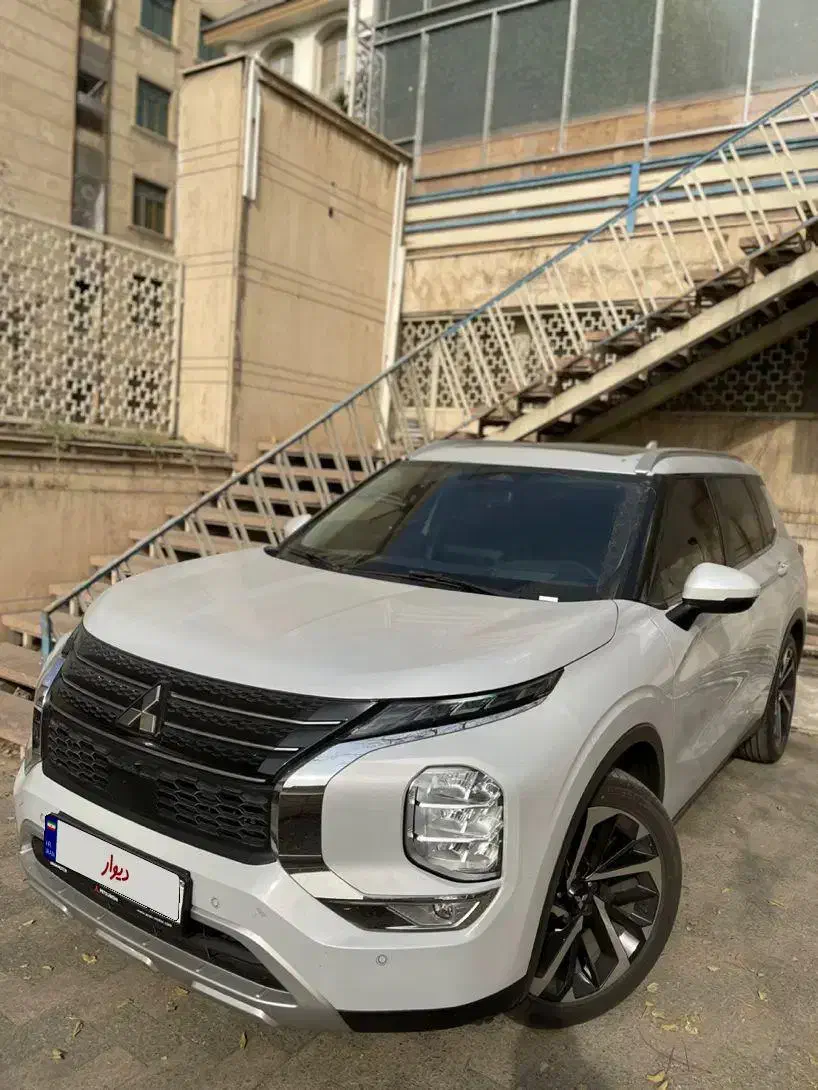 اوتلندر Mلاین|خودرو سواری و وانت|تهران, سهروردی|دیوار