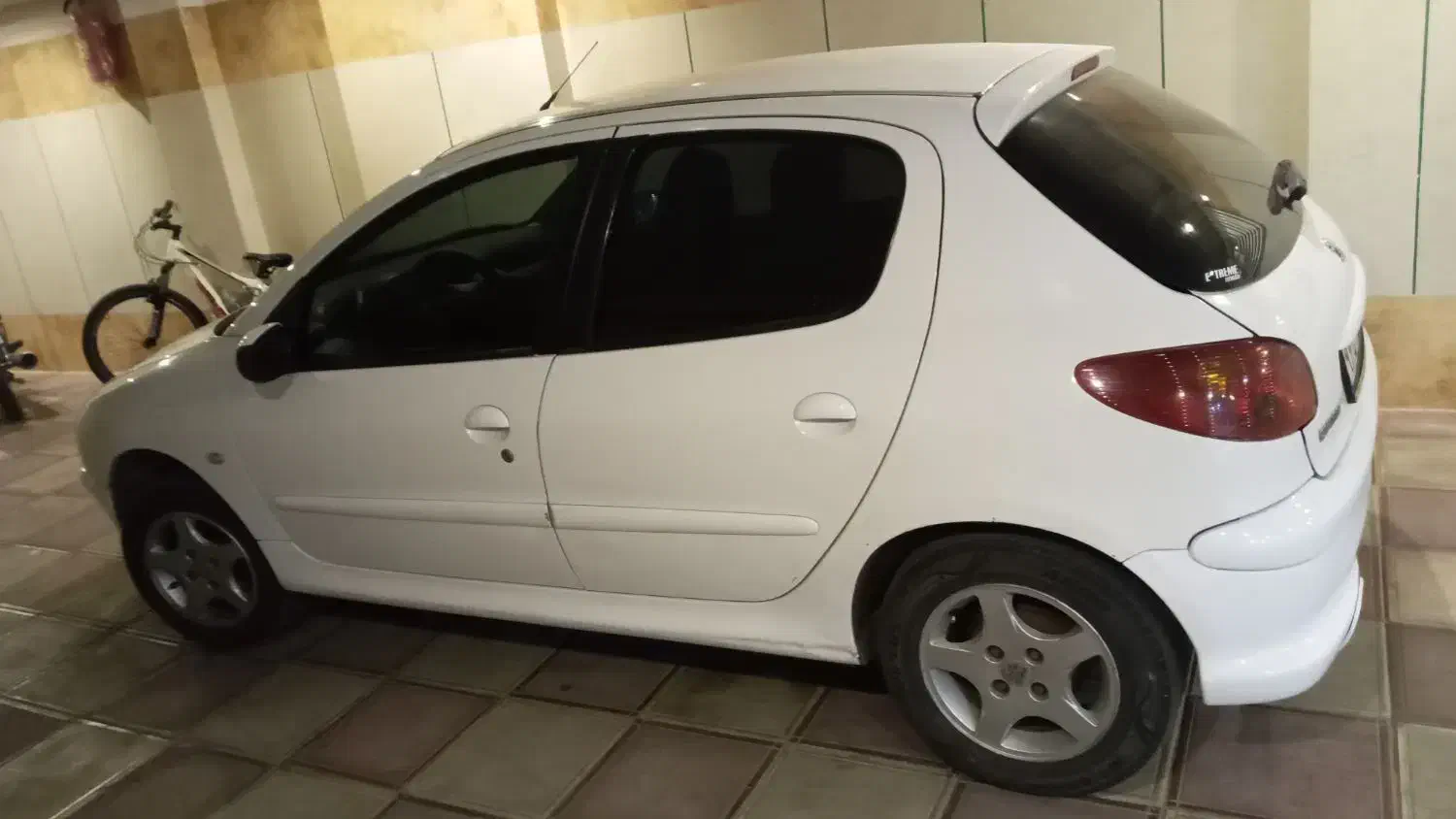 ۲۰۶ مدل ۸۹ سفارشی|خودرو سواری و وانت|همدان, |دیوار