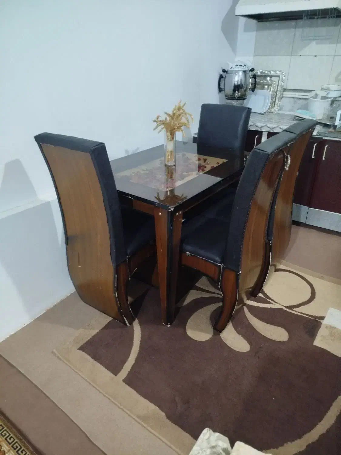 میزناهارخوری،4نفره بفروش میرسد|میز و صندلی غذاخوری|مشهد, نیزه|دیوار
